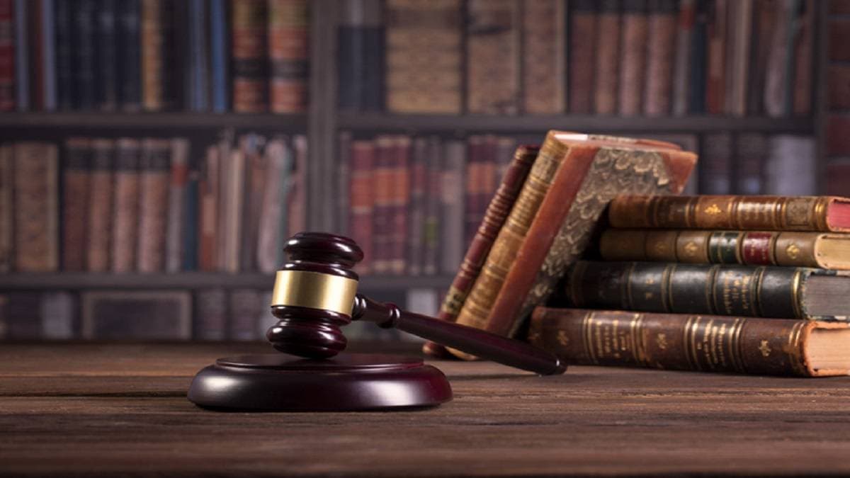 Top 10 Law Universities In Canada For Indian Students (2026)