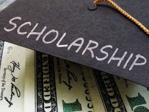 How International Students Can Apply for Scholarships at UK Universities