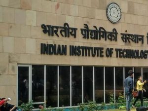 7 Universities With Higher Package Than IIT And IIM